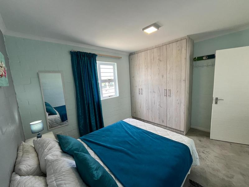5 Bedroom Property for Sale in Dwarskersbos Western Cape